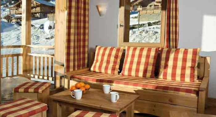 Hameau des Airelles Apartments, Montgenevre ski chalet, image 2